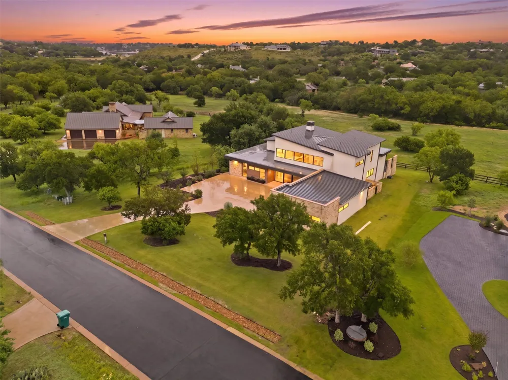 814 The Trails Parkway Horseshoe Bay, TX 78657