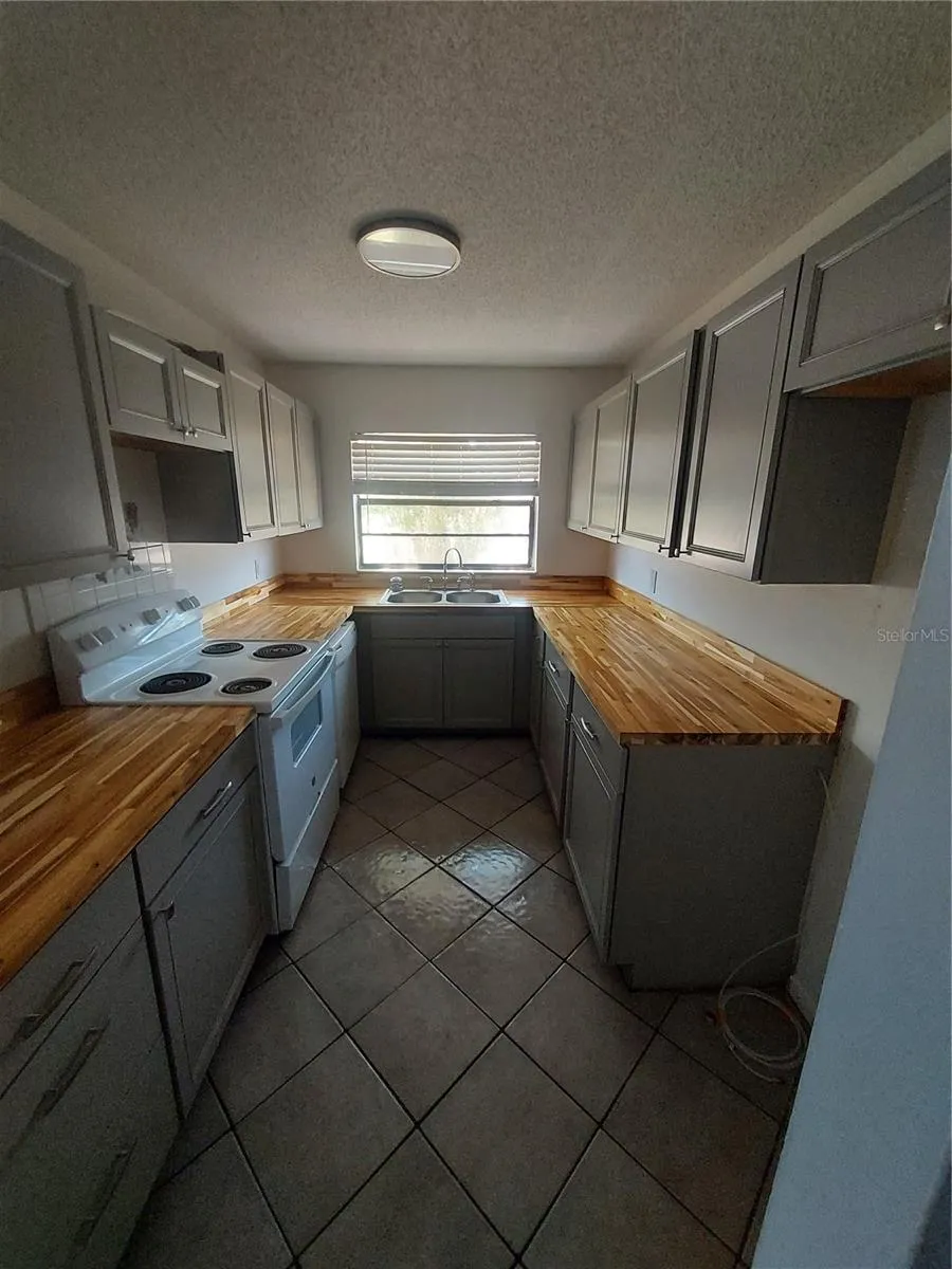 3535 E FORT KING STREET #160 ocala, FL 34470