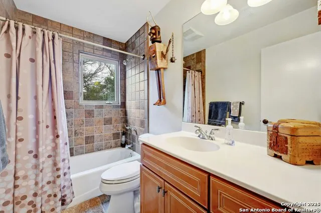 2147 TEJAS TRAIL Blanco, TX 78606