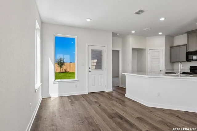 412 Honeydew Way Seguin, TX 78155