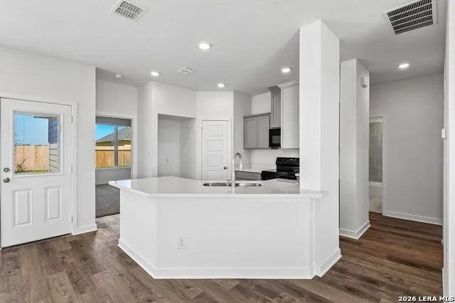 412 Honeydew Way Seguin, TX 78155