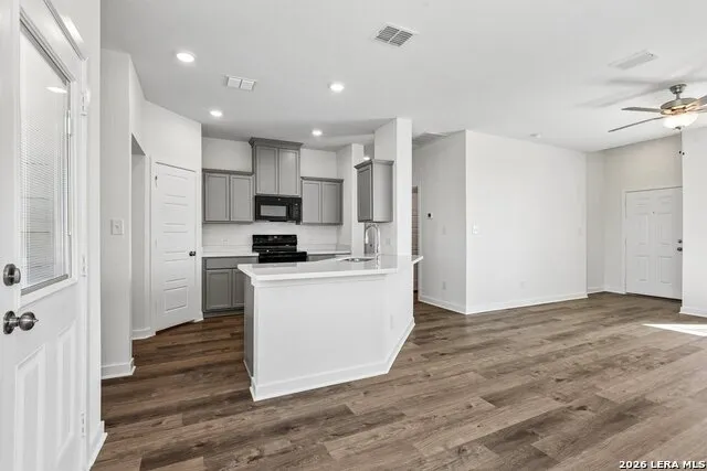 412 Honeydew Way Seguin, TX 78155