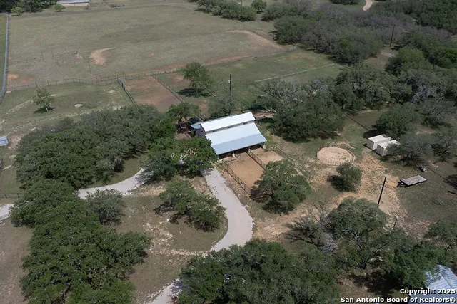 510 Patten DR Johnson City, TX 78636