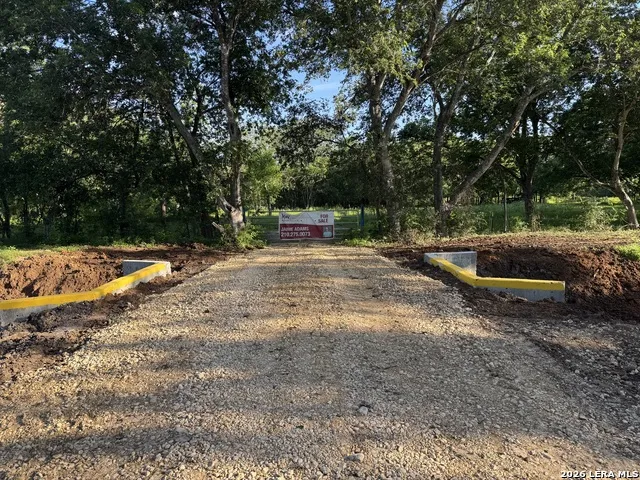 304 county road 6611 Tract #3 Devine, TX 78016