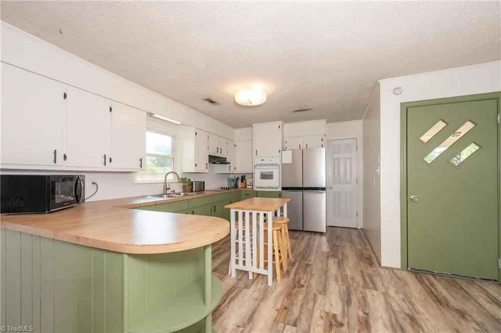 1012 H A Renegar Drive Yadkinville, NC 27055