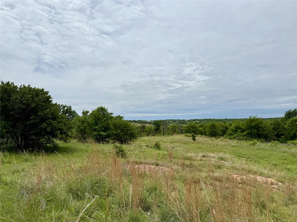 214 E Truce Road Bowie, TX 76431