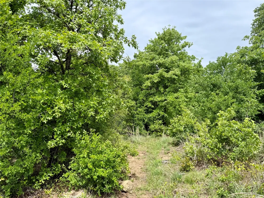 214 E Truce Road Bowie, TX 76431
