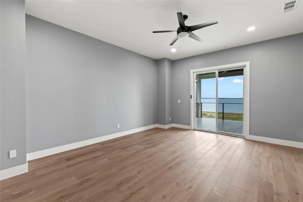 8983 Southern Shore Court Kemp, TX 75143