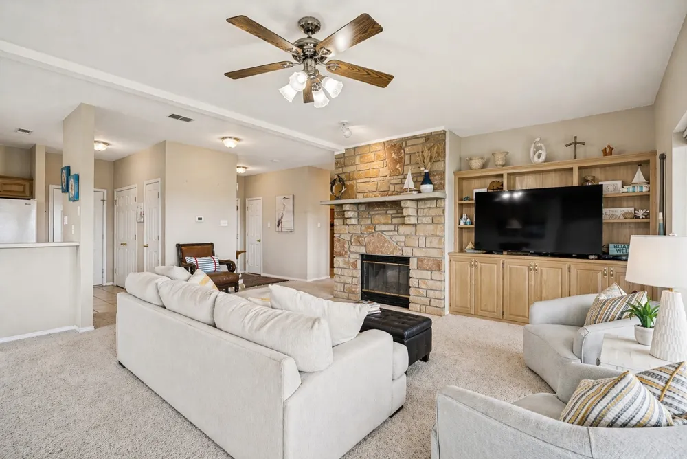303 Eagle Point Possum Kingdom Lake, TX 76449