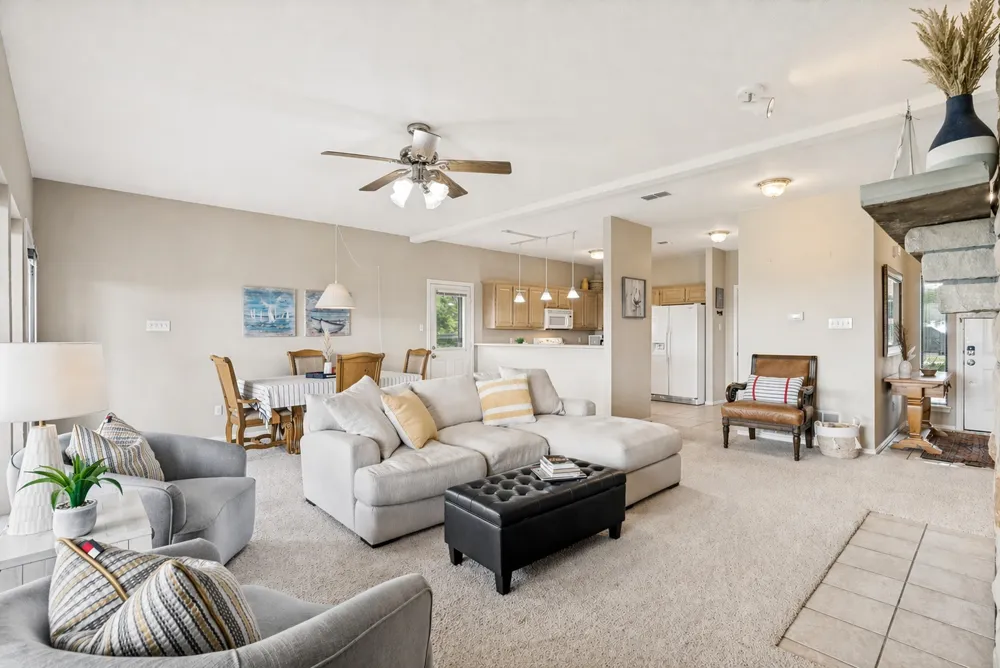 303 Eagle Point Possum Kingdom Lake, TX 76449
