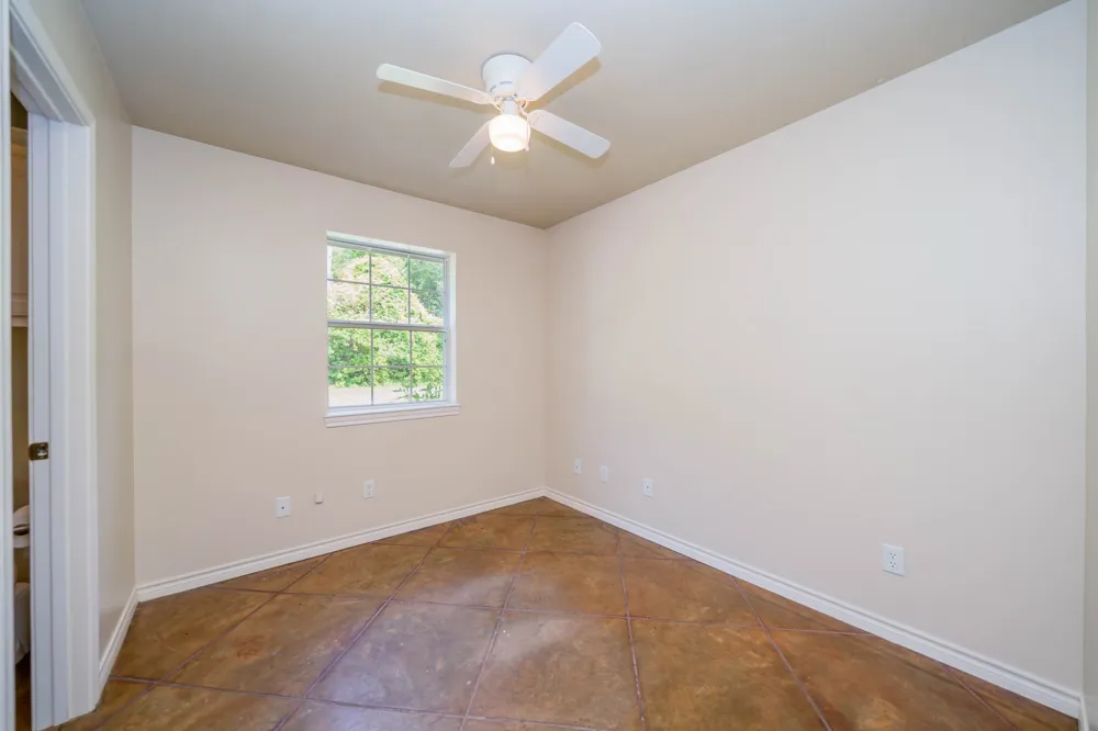 3460 Hawk Road Diana, TX 75640
