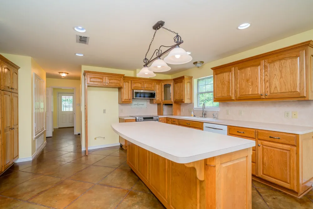 3460 Hawk Road Diana, TX 75640