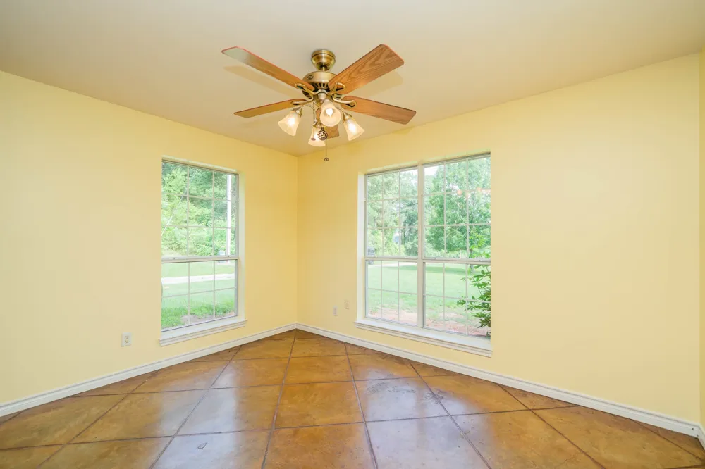3460 Hawk Road Diana, TX 75640