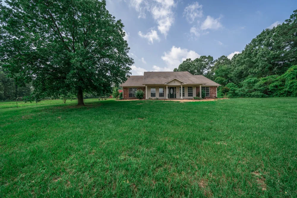 3460 Hawk Road Diana, TX 75640