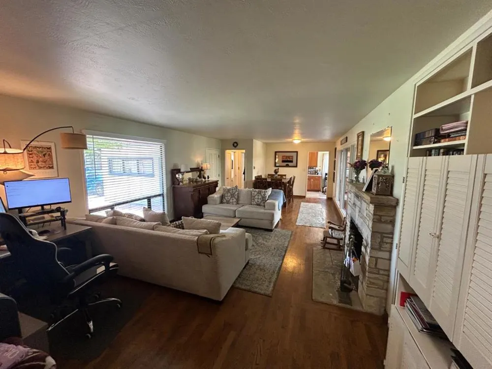 906 Bautista Drive Salinas, CA 93901