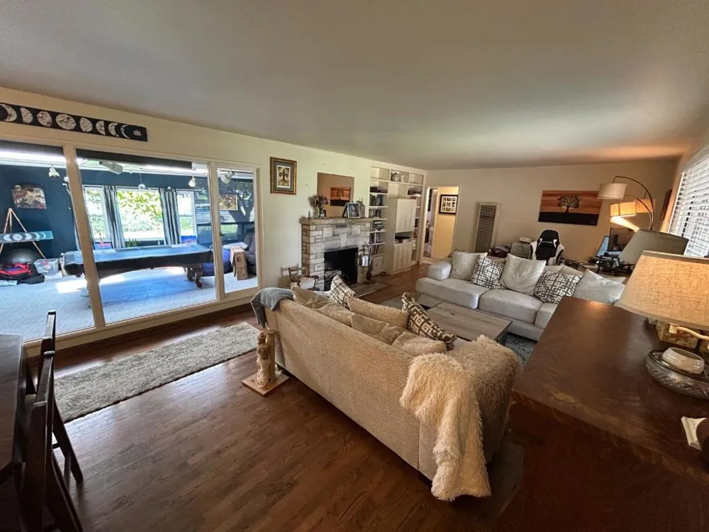 906 Bautista Drive Salinas, CA 93901