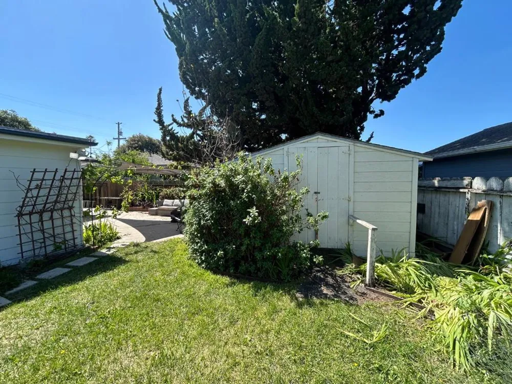 906 Bautista Drive Salinas, CA 93901