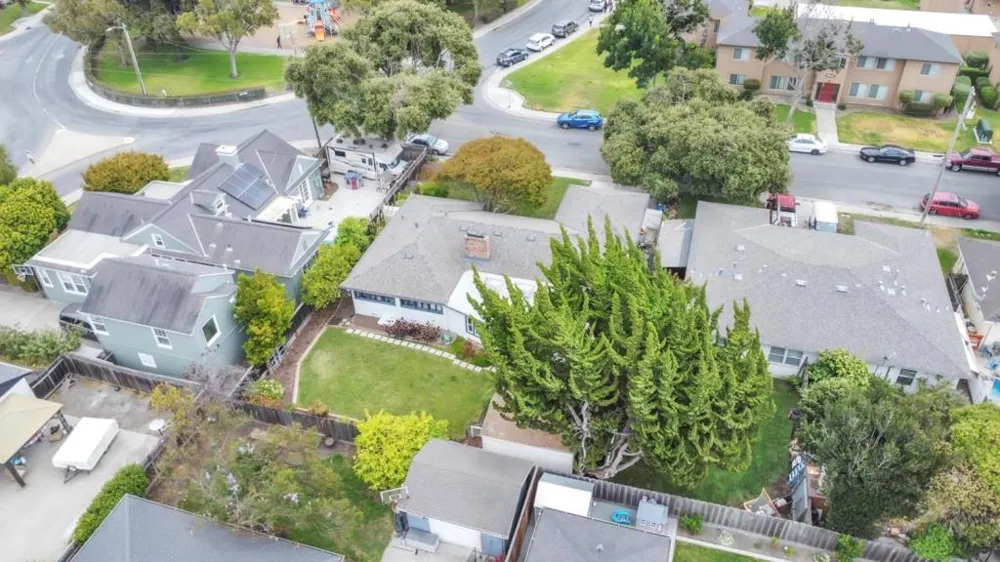 906 Bautista Drive Salinas, CA 93901