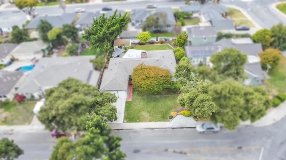 906 Bautista Drive Salinas, CA 93901