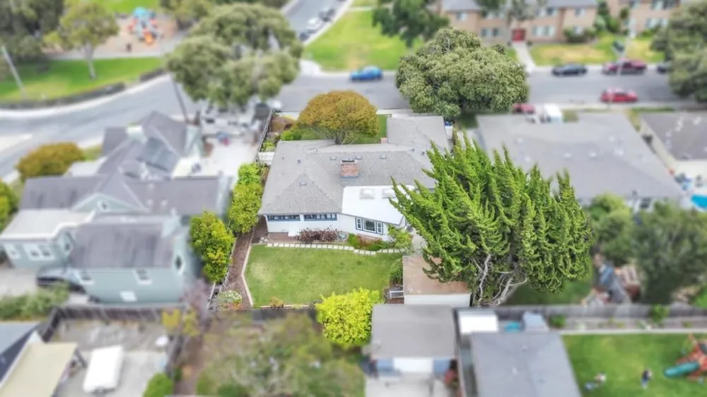 906 Bautista Drive Salinas, CA 93901