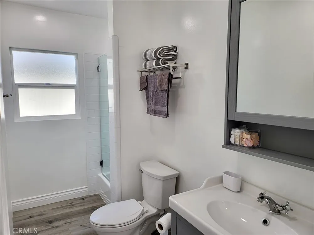 510 Short #B Inglewood, CA 90302