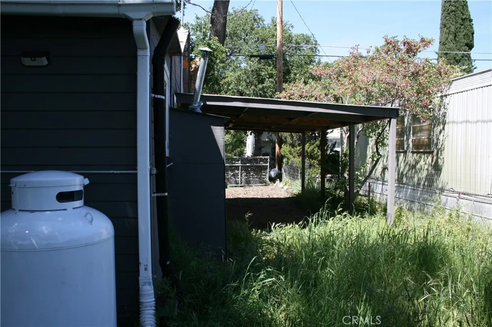 12871 Second Clearlake Oaks, CA 95423