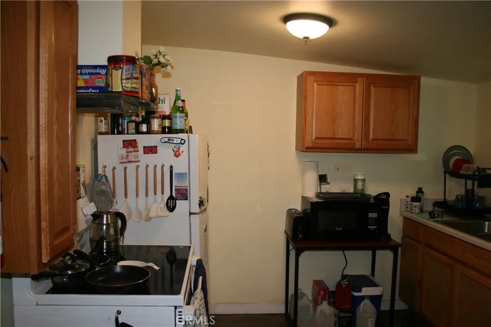 12871 Second Clearlake Oaks, CA 95423