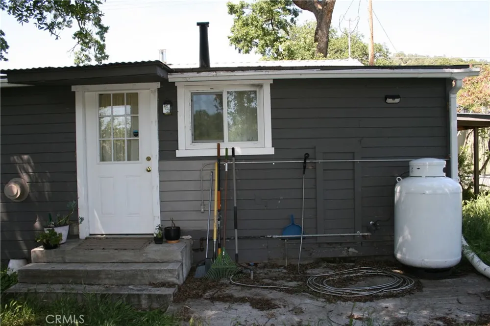 12871 Second Clearlake Oaks, CA 95423