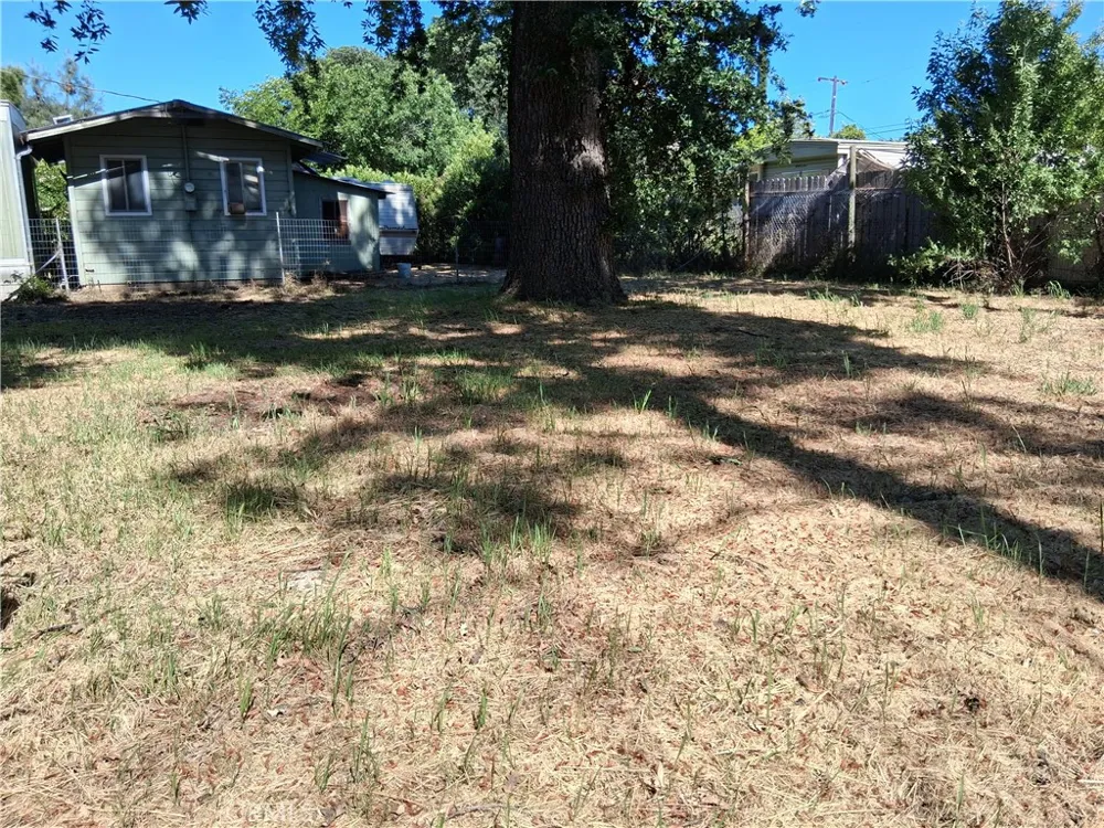 12871 Second Clearlake Oaks, CA 95423