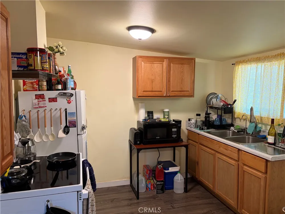 12871 Second Clearlake Oaks, CA 95423