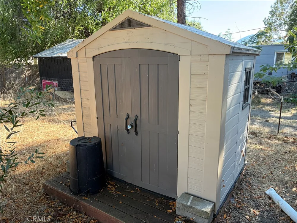 12871 Second Clearlake Oaks, CA 95423