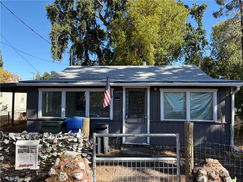 12871 Second Clearlake Oaks, CA 95423