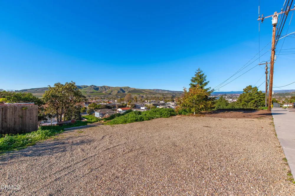 257 Cedar Street Ventura, CA 93001