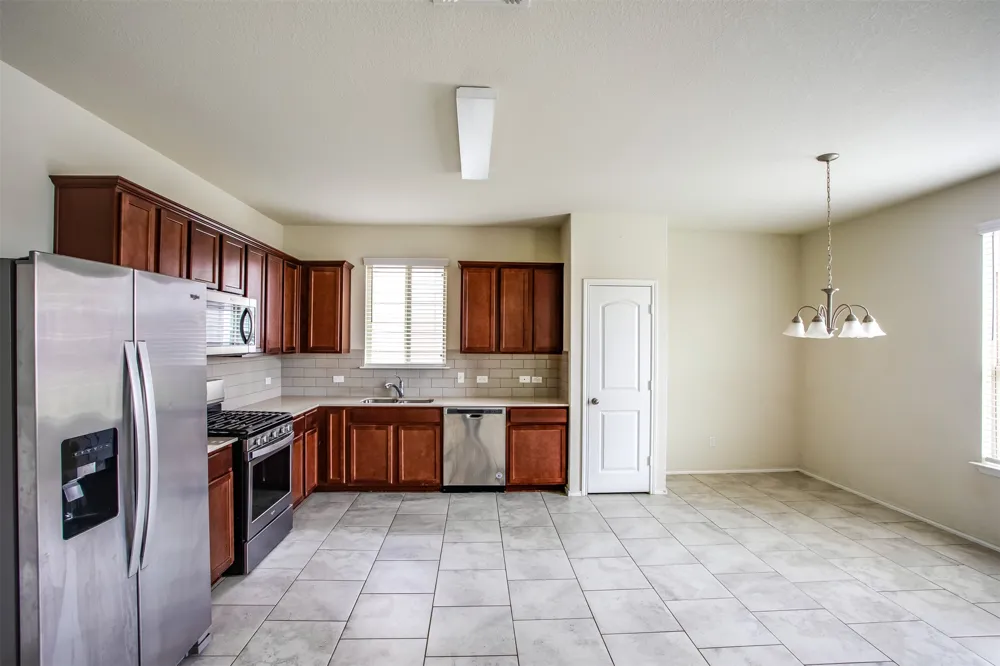 528 Staton Street Georgetown, TX 78626