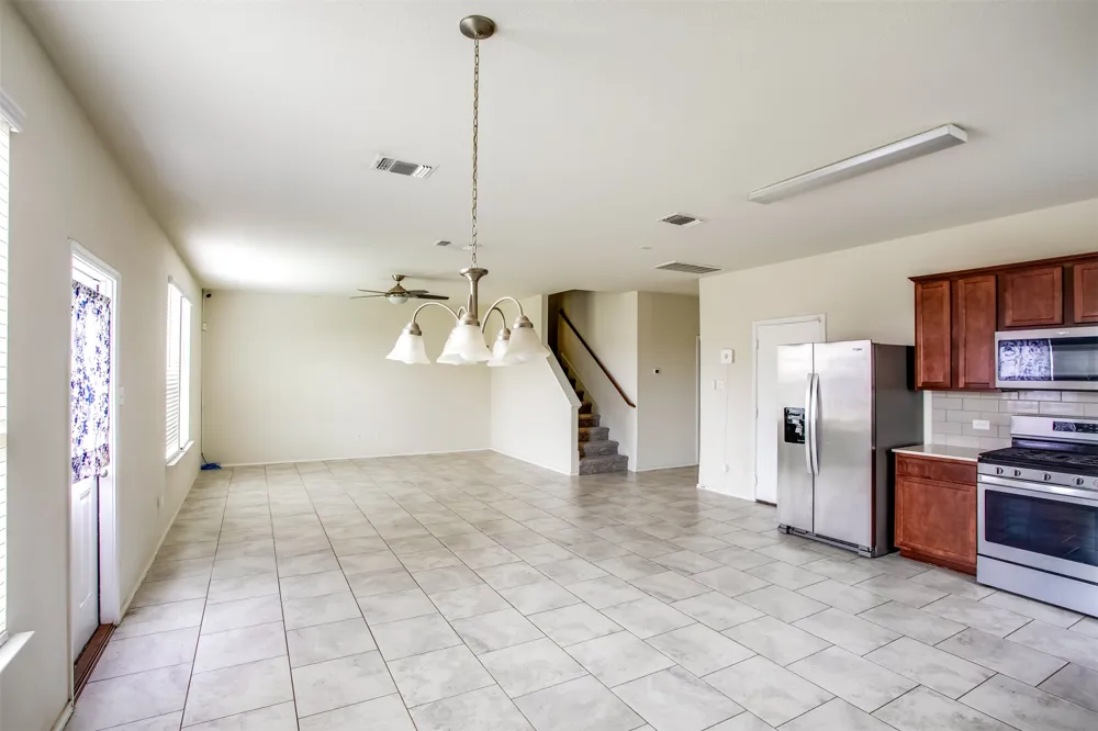 528 Staton Street Georgetown, TX 78626