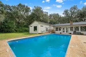 10245 E TRAILS END ROAD Floral City, FL 34436