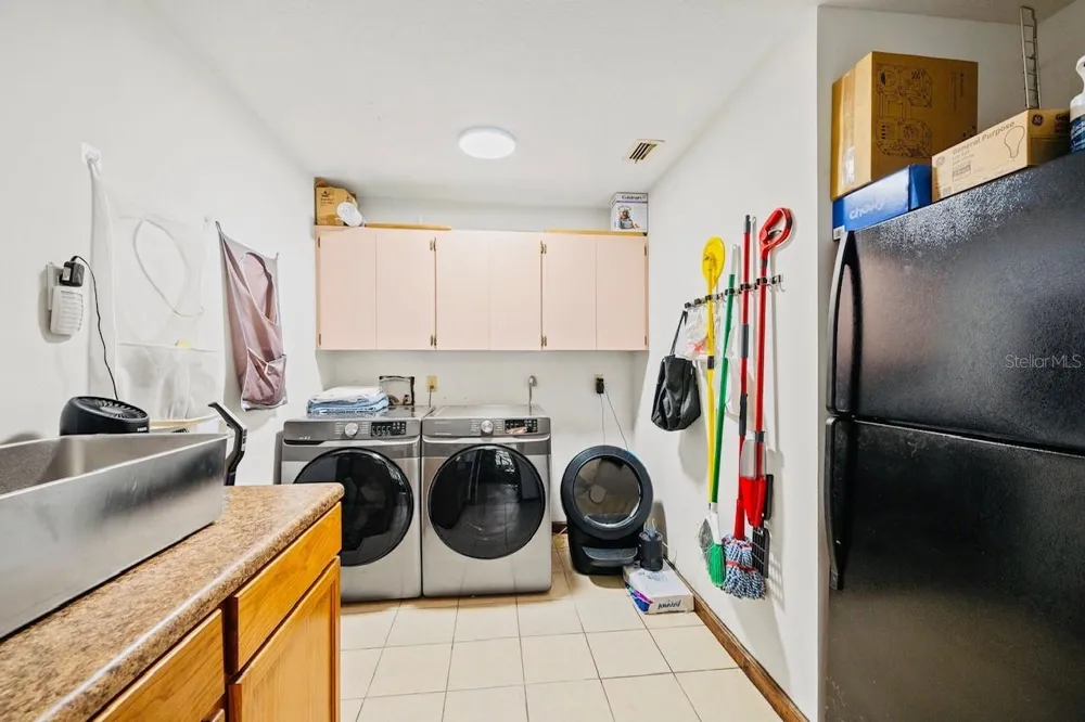 10245 E TRAILS END ROAD Floral City, FL 34436