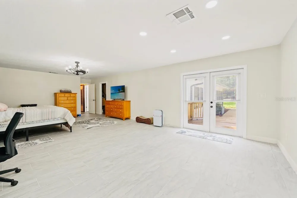 10245 E TRAILS END ROAD Floral City, FL 34436