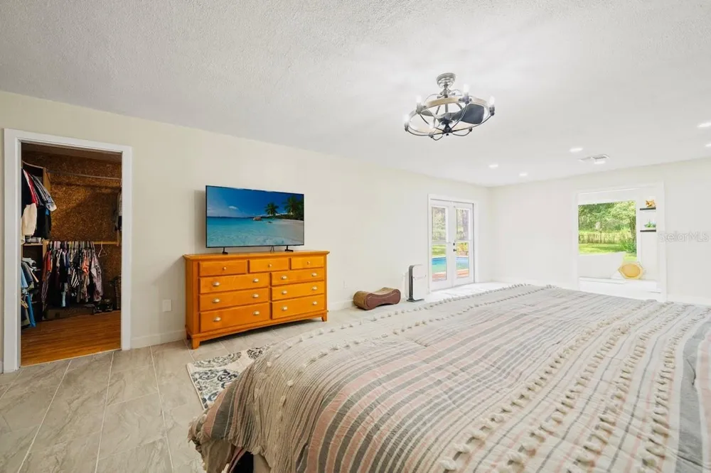 10245 E TRAILS END ROAD Floral City, FL 34436