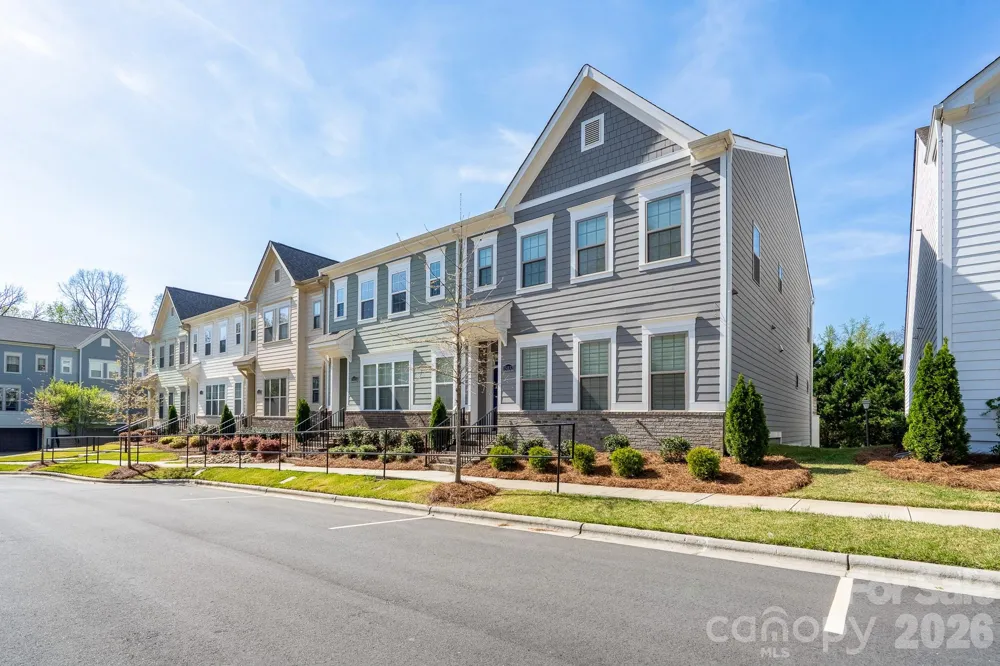 15132 Rocky Bluff Loop Davidson, NC 28036