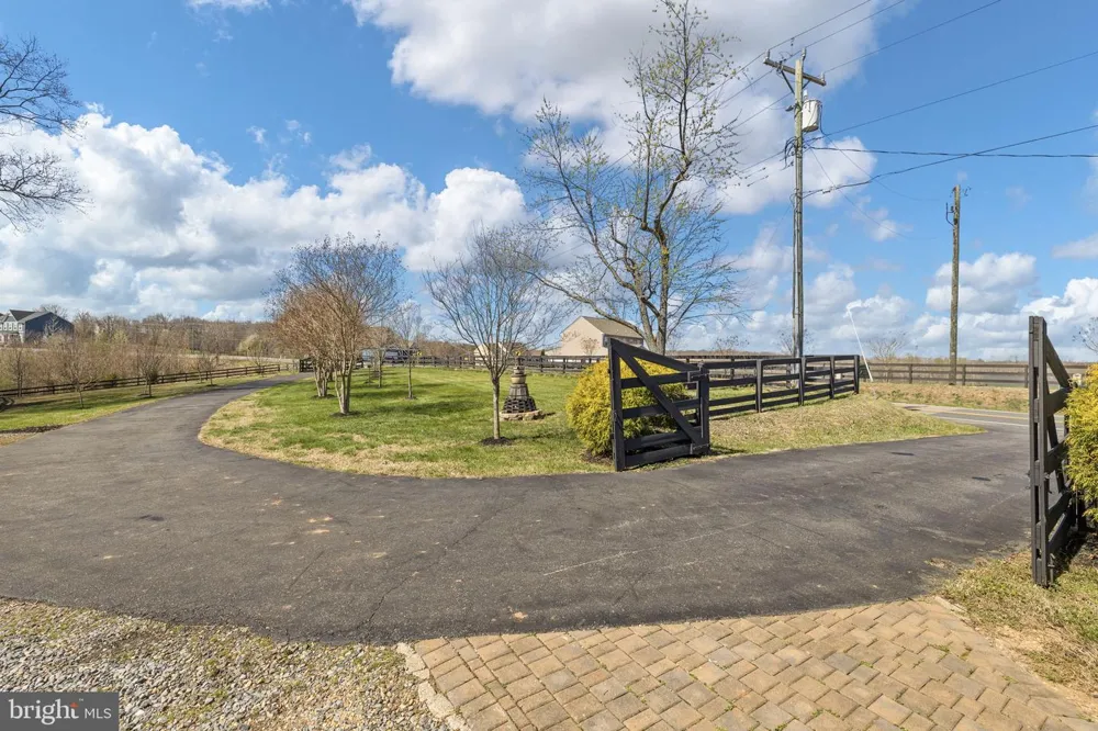 212 KELLOGG MILL ROAD Fredericksburg, VA 22406