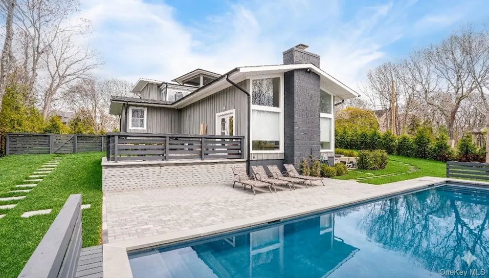 1 Carver Street Sag Harbor, NY 11963