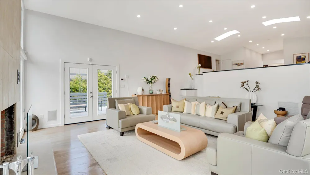 1 Carver Street Sag Harbor, NY 11963