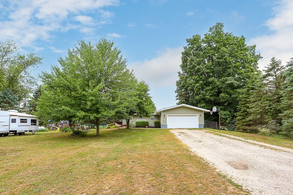 2640 67th Street Geneva Township, MI 49090