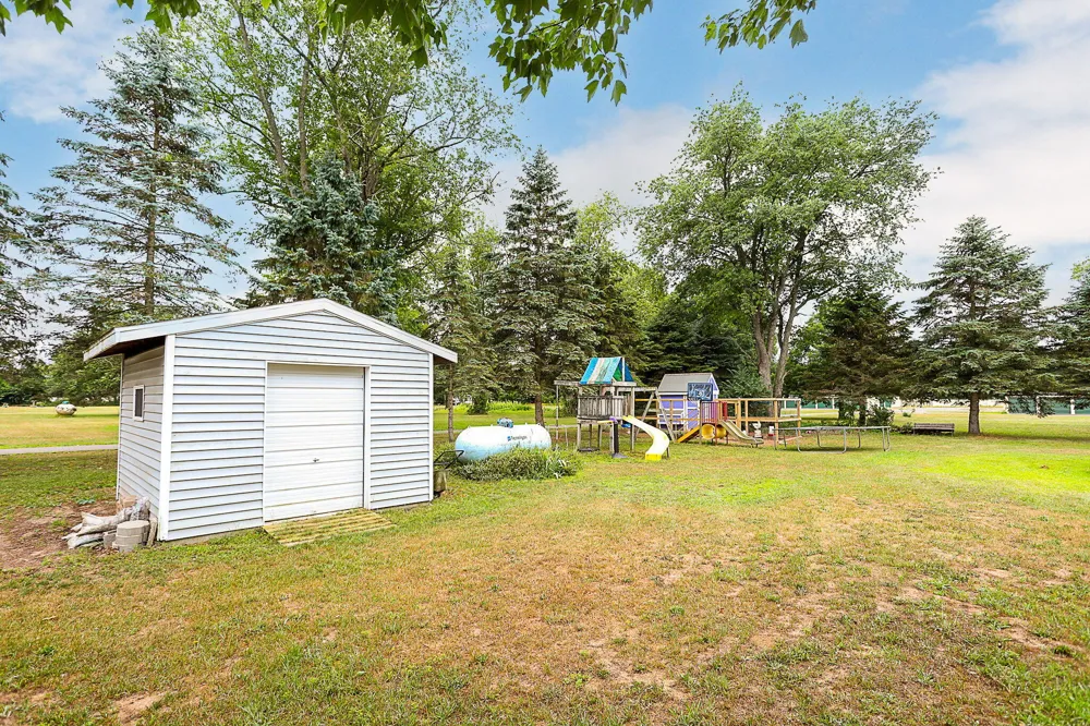 2640 67th Street Geneva Township, MI 49090