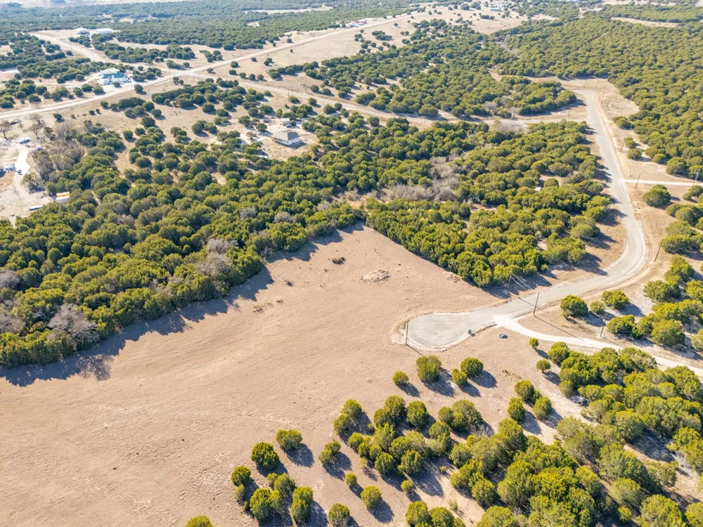 47 Longview Drive Lampasas, TX 76550