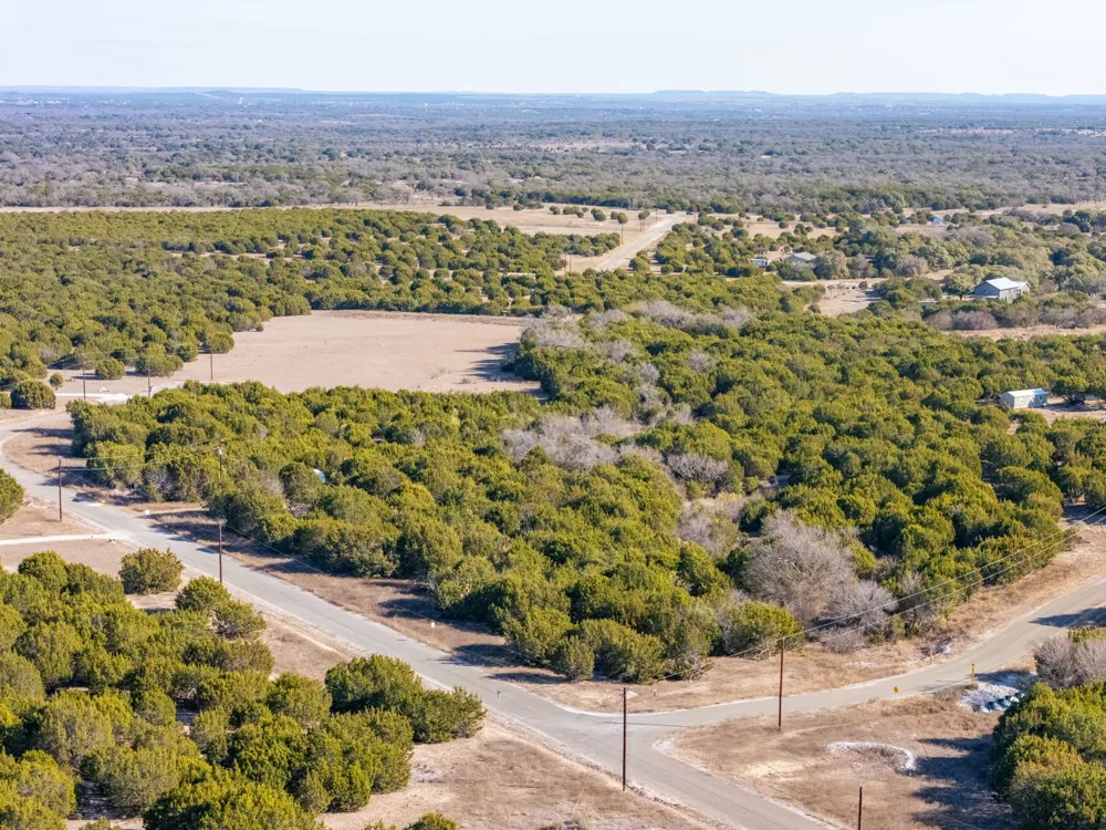 47 Longview Drive Lampasas, TX 76550