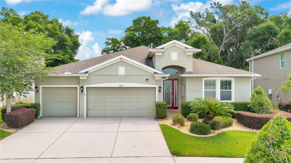 2210 VALTERRA VISTA WAY Valrico, FL 33594