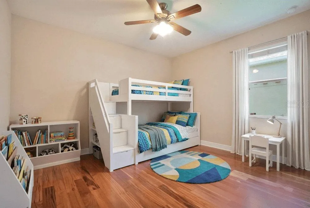 2210 VALTERRA VISTA WAY Valrico, FL 33594