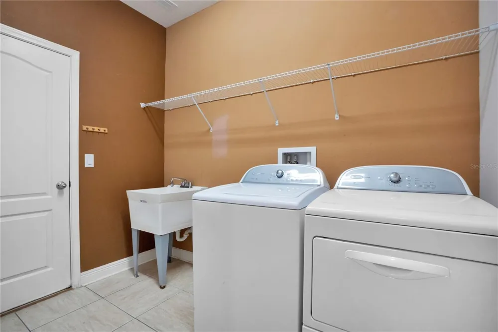 2210 VALTERRA VISTA WAY Valrico, FL 33594